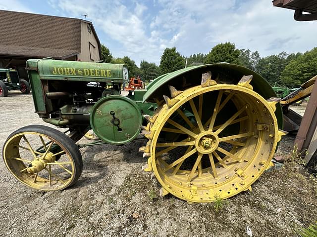 Image of John Deere D equipment image 1