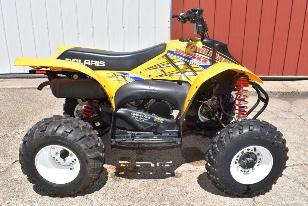 Main image Polaris 250