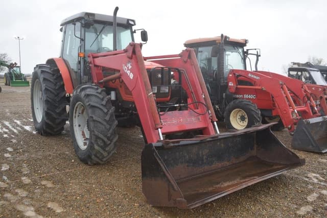Image of Massey Ferguson 4270 equipment image 3