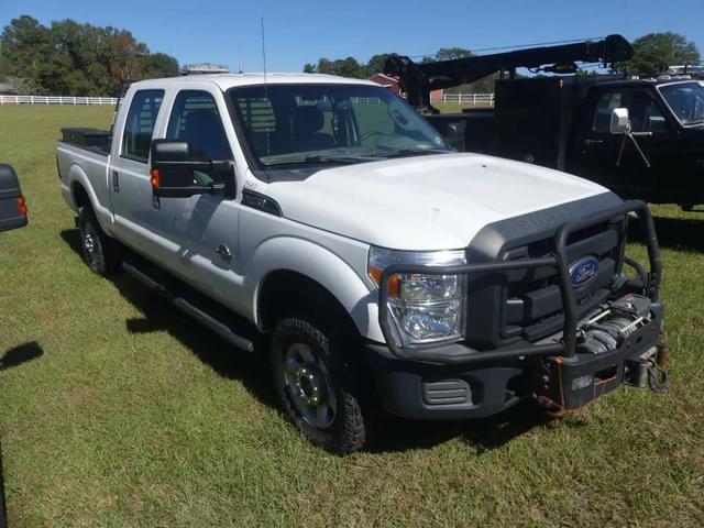 Image of Ford F-350 equipment image 1