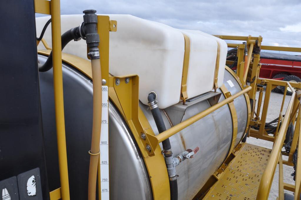 Main image Ag-Chem RoGator 1074 45