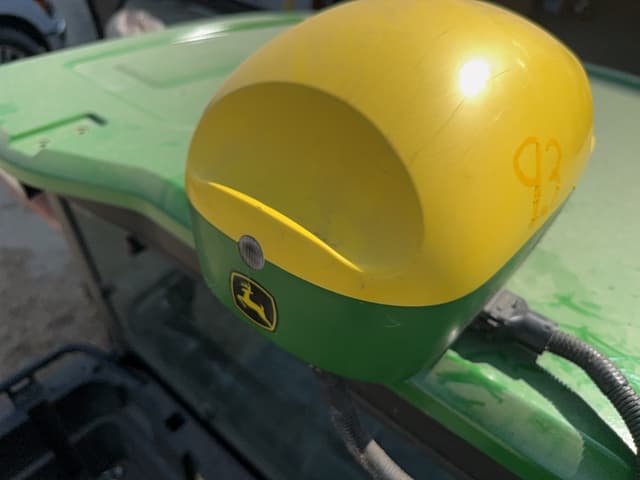 Image of John Deere StarFire 6000 equipment image 4