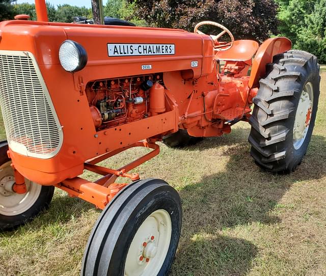 Image of Allis Chalmers D17 equipment image 4