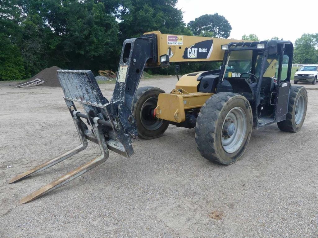 Main image Caterpillar TL642C