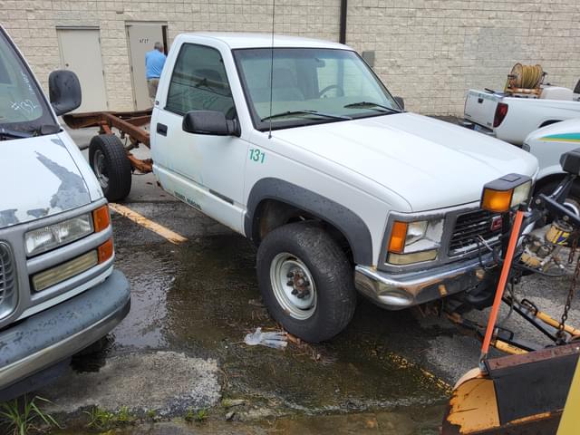 Image of GMC 2500 equipment image 2