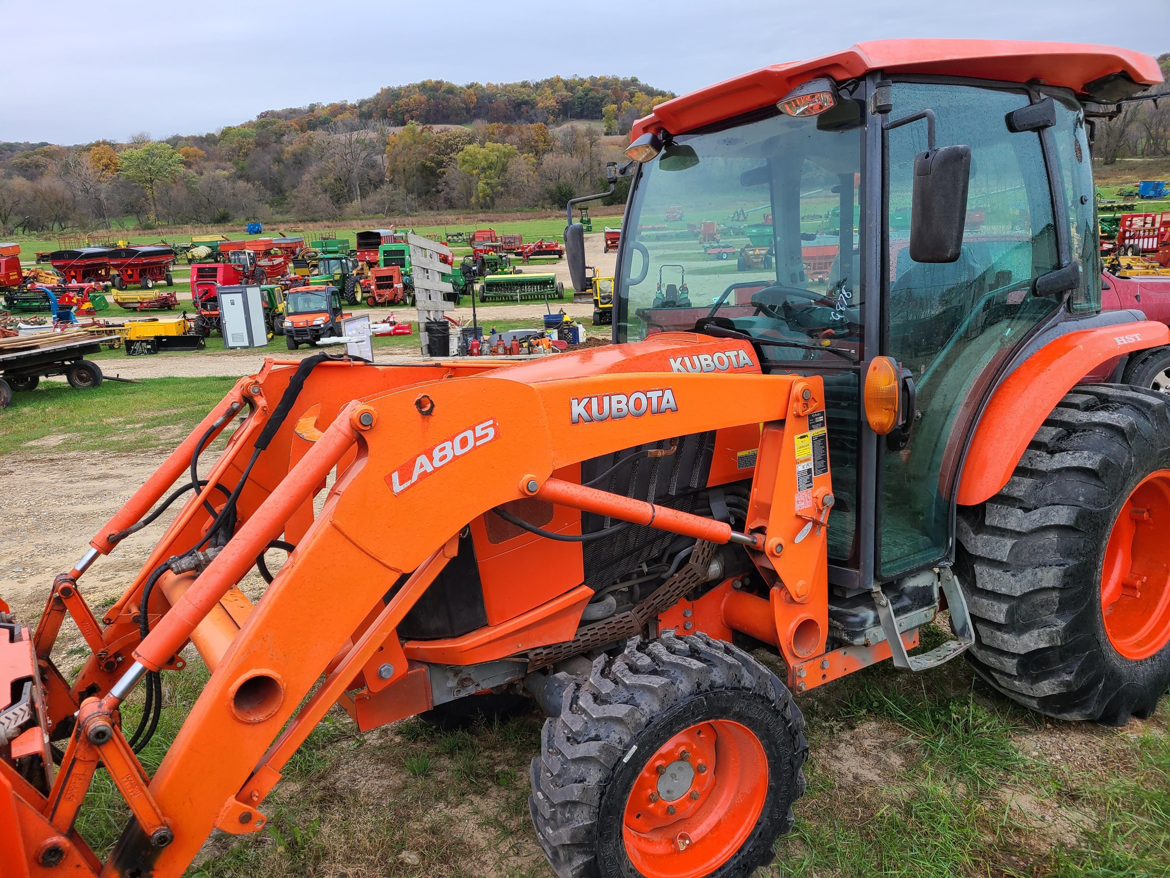 Main image Kubota L4060