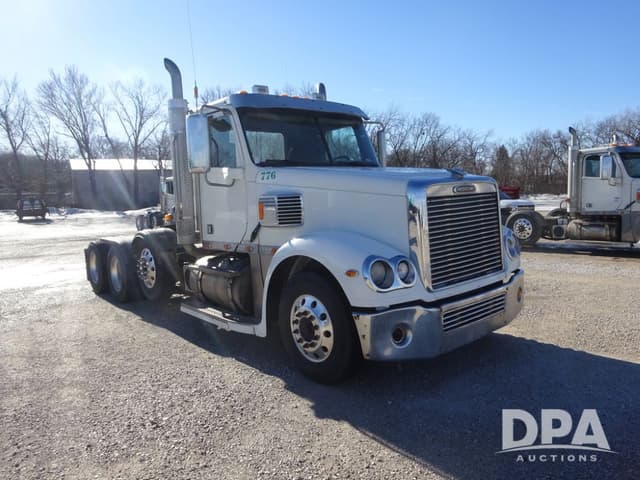 Image of Freightliner Coronado equipment image 2