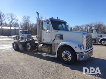 Main image Freightliner Coronado