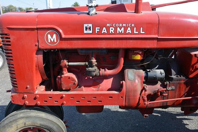 Image of Farmall M equipment image 4