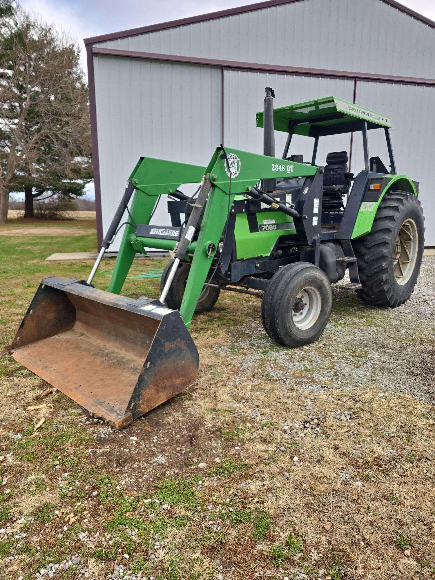 1988 Deutz-Allis 7085 Equipment Image0