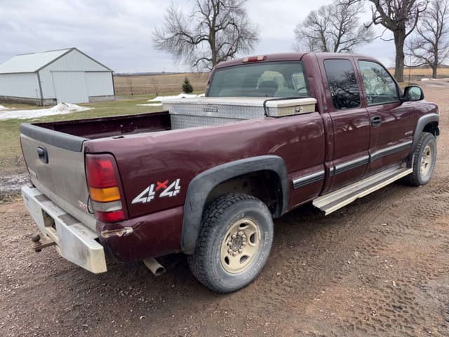 Image of Chevrolet 2500 equipment image 4