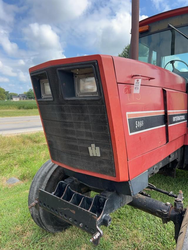 Image of International Harvester 5088 equipment image 3