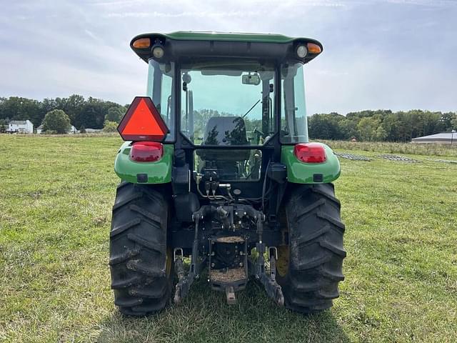 Image of John Deere 5325 equipment image 3