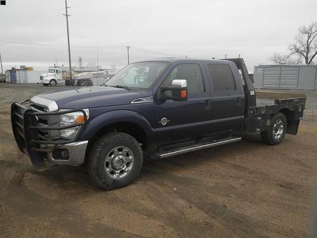 Image of Ford F-350 equipment image 2