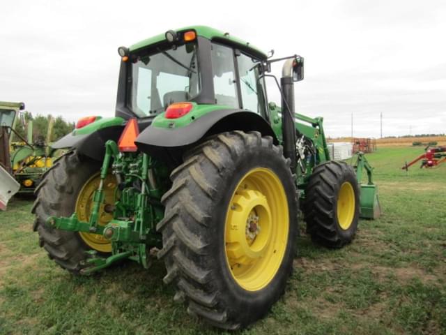 Image of John Deere 6150M equipment image 4