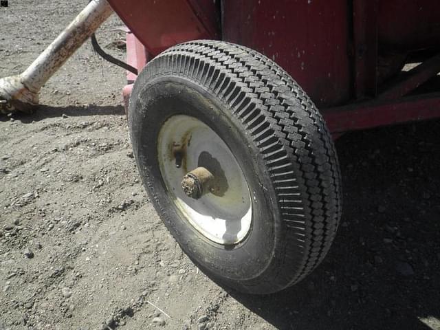 Image of International Harvester 56 equipment image 4