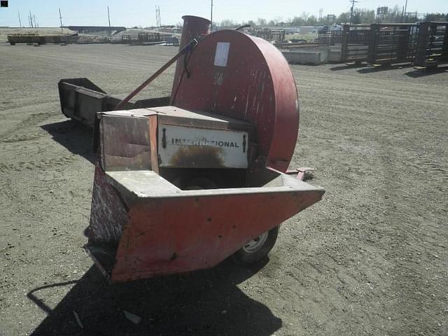 Image of International Harvester 56 equipment image 2