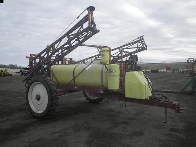 Image of Hardi NM550 equipment image 1