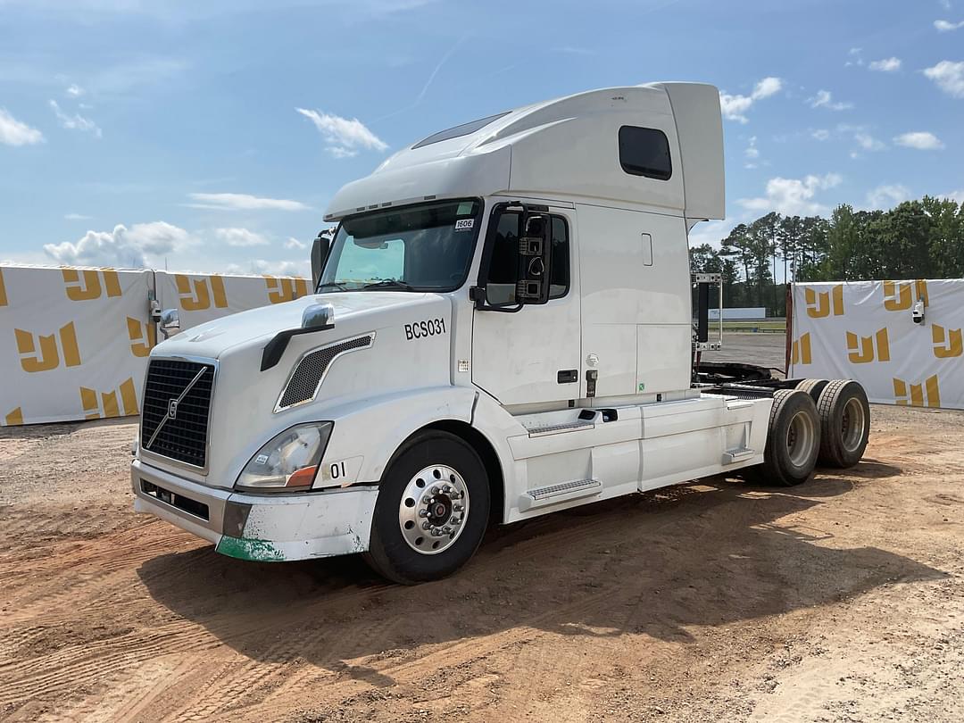 Image of Volvo VNL Primary image