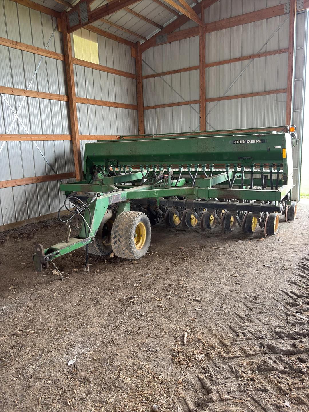 Image of John Deere 750 Primary image