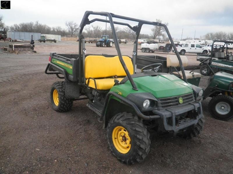 Main image John Deere Gator XUV 825i