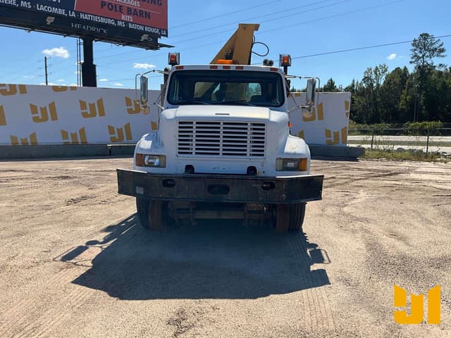 Image of International 4700 equipment image 1