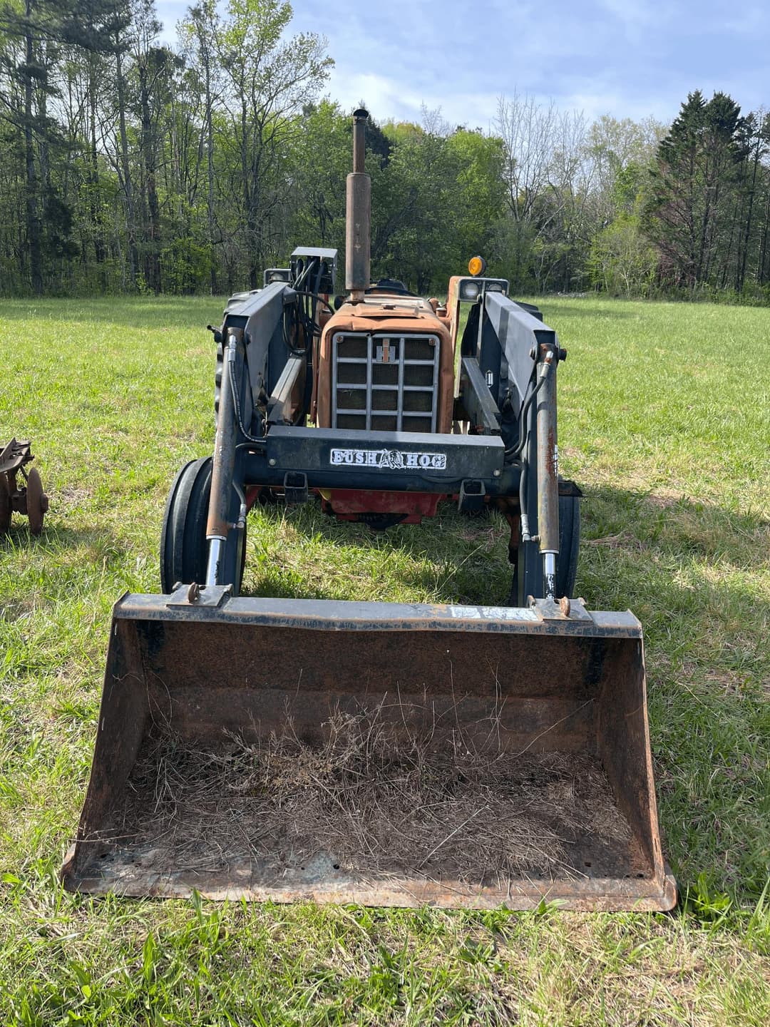 Image of International Harvester 674 Image 1