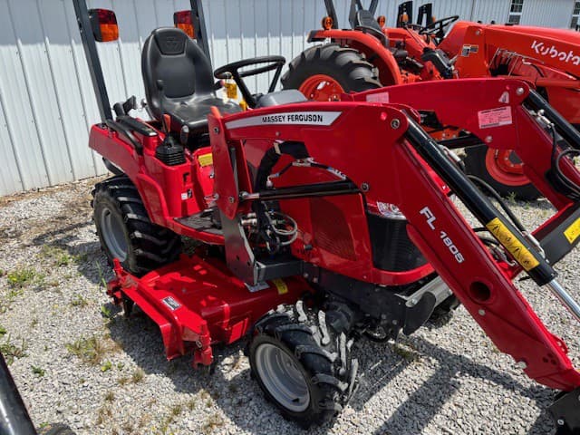 Image of Massey Ferguson GC1723E equipment image 2
