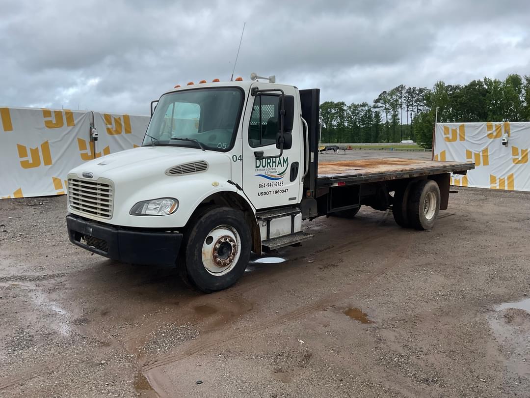 Image of Freightliner M2 Primary image