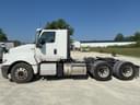 2021 International LT625 Image