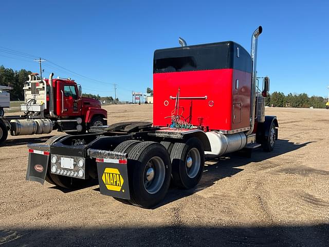 Image of Peterbilt 379 equipment image 4