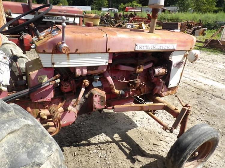 Main image International Harvester 460 13