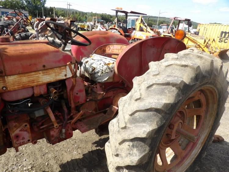 Main image International Harvester 460 8
