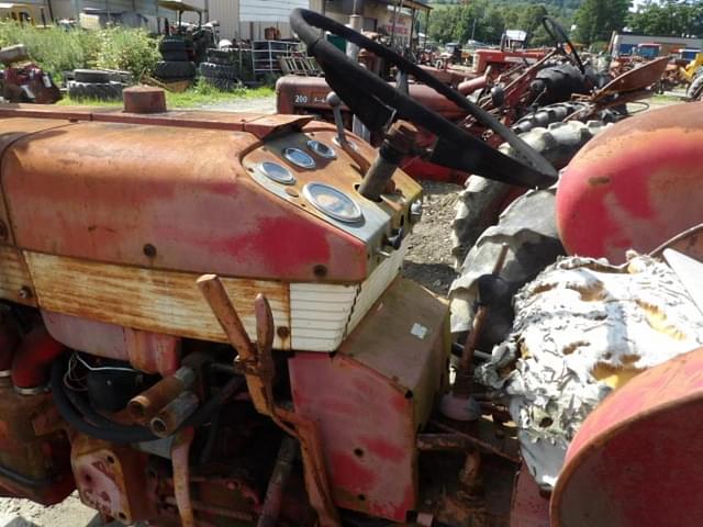 Thumbnail image International Harvester 460 9
