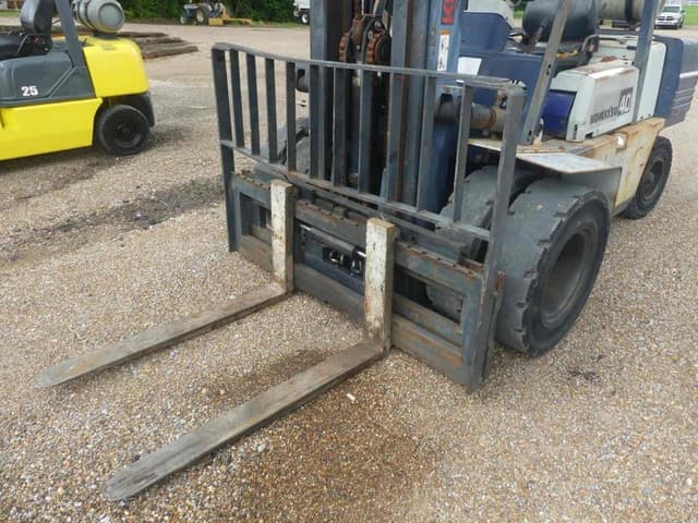 Image of Komatsu FG40T-6 equipment image 4