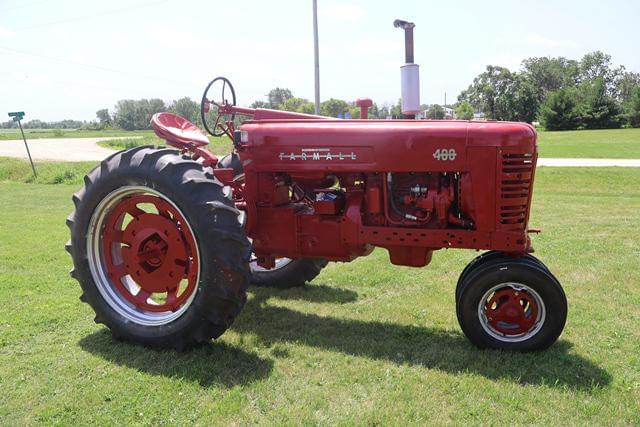 Image of Farmall 400 equipment image 4