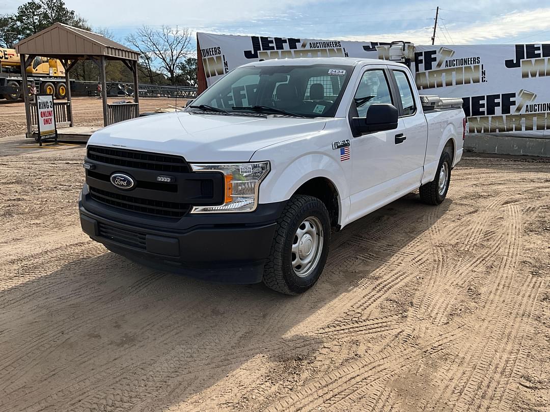 Image of Ford F-150 Primary image