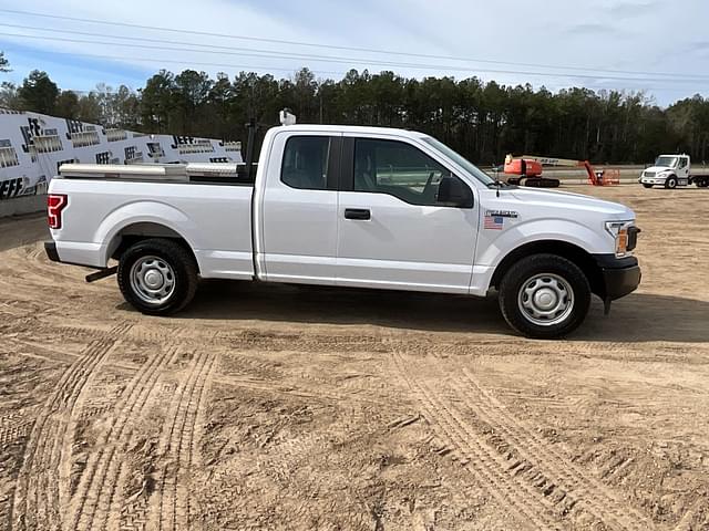 Image of Ford F-150 equipment image 3