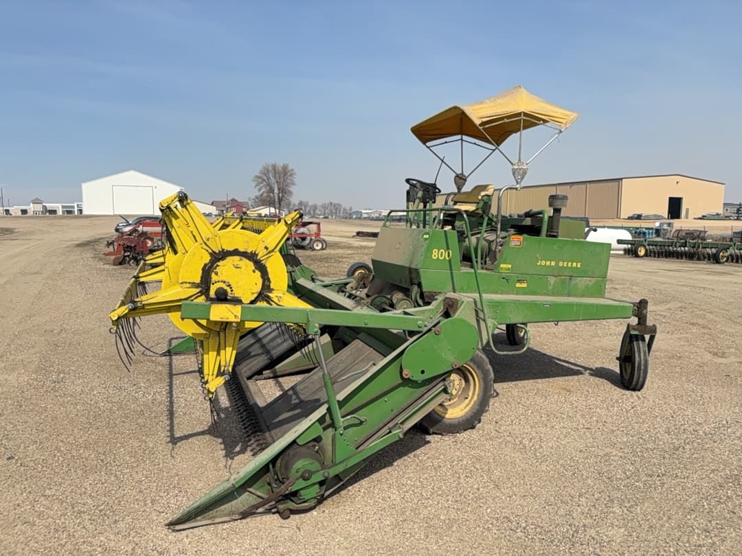 Image of John Deere 800 Primary image
