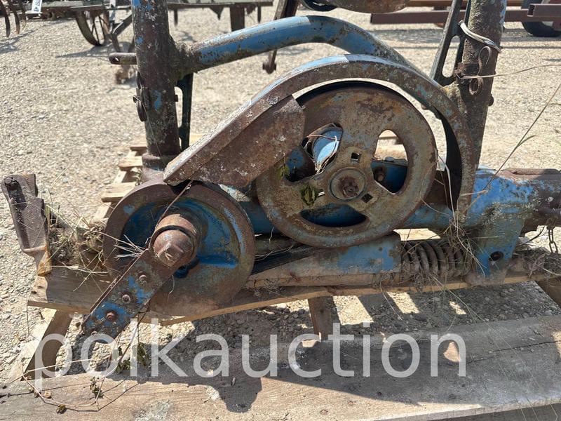 Image of Ford 501 Image 1
