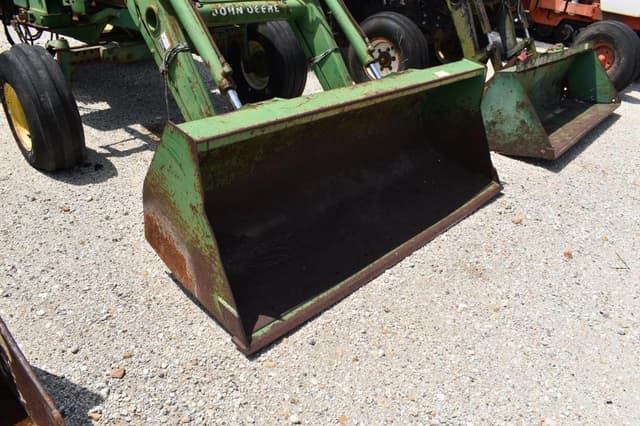 Image of John Deere 4440 equipment image 2