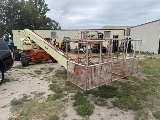 Image of JLG 80HX equipment image 1