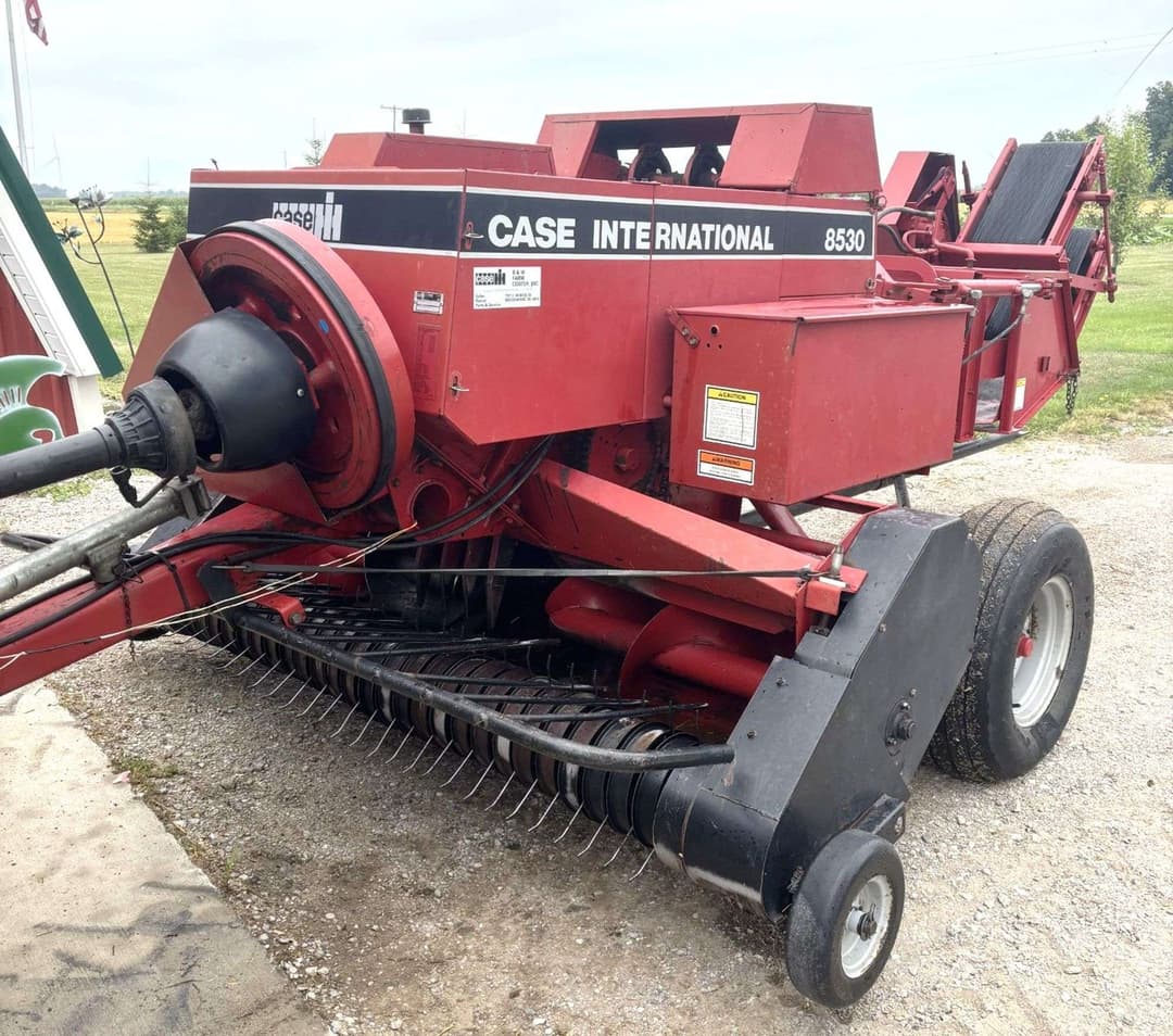 Image of Case IH 8530 Image 0