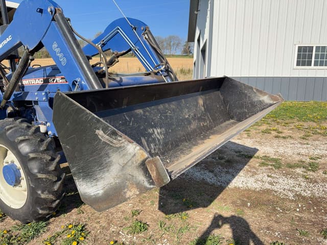 Image of Farmtrac 675 equipment image 3