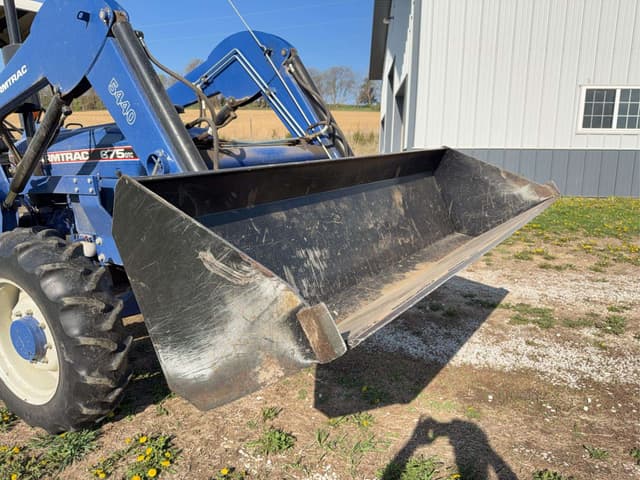 Image of Farmtrac 675 equipment image 4