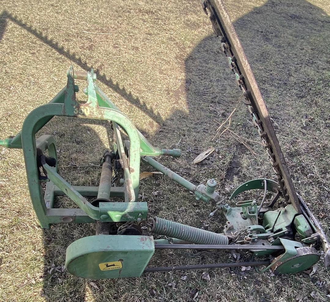 Image of John Deere 350 Image 1