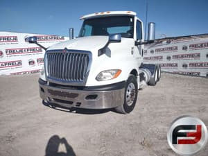 2018 International LT625 Image