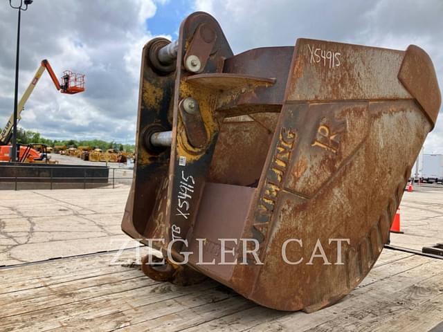 Image of Raveling Excavator Bucket equipment image 2