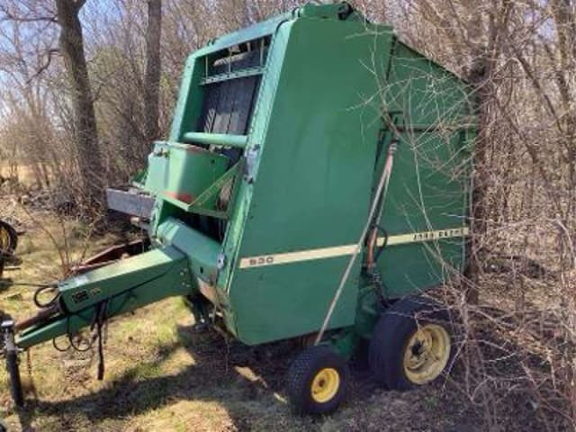 Image of John Deere 530 equipment image 1