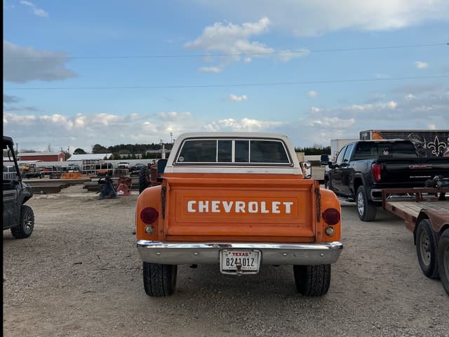 Image of Chevrolet Scottsdale equipment image 3